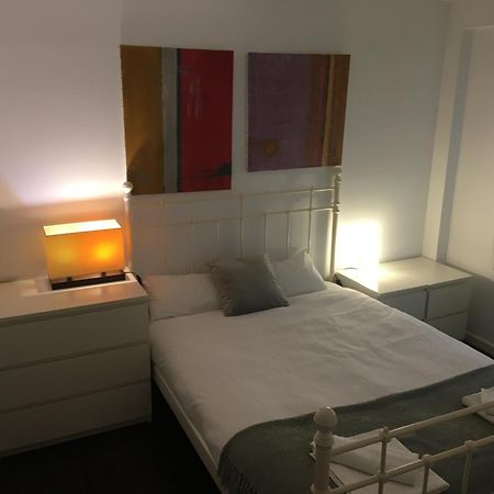 Apartamento Manuela Sancho Apartment Zaragoza Ngoại thất bức ảnh