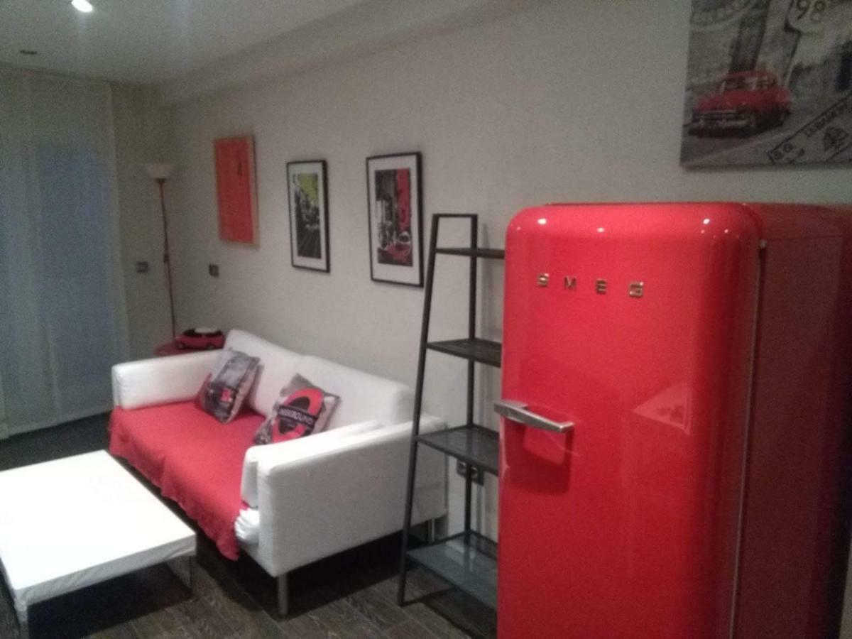 Apartamento Manuela Sancho Apartment Zaragoza Ngoại thất bức ảnh